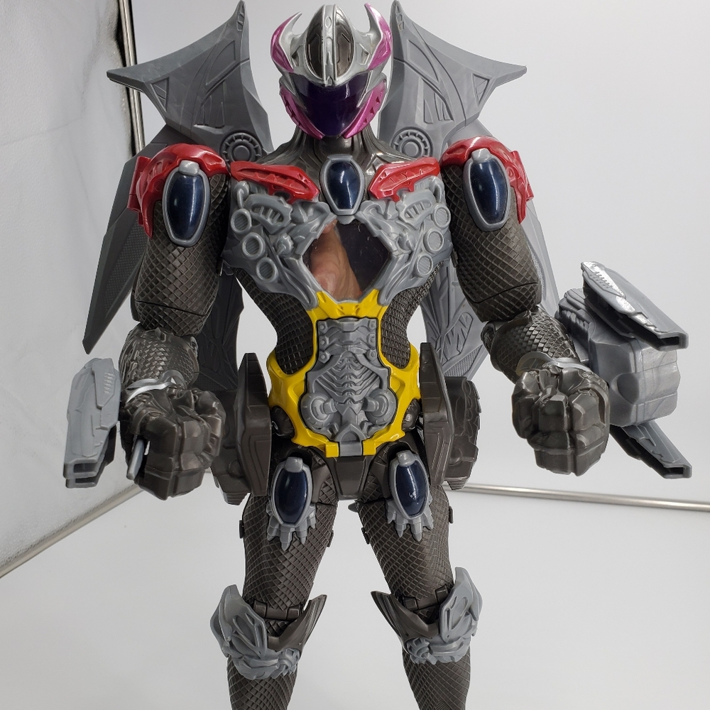 Power Rangers Megazord Action Figure Interactive 18" 2016,  Bandai. (6)**